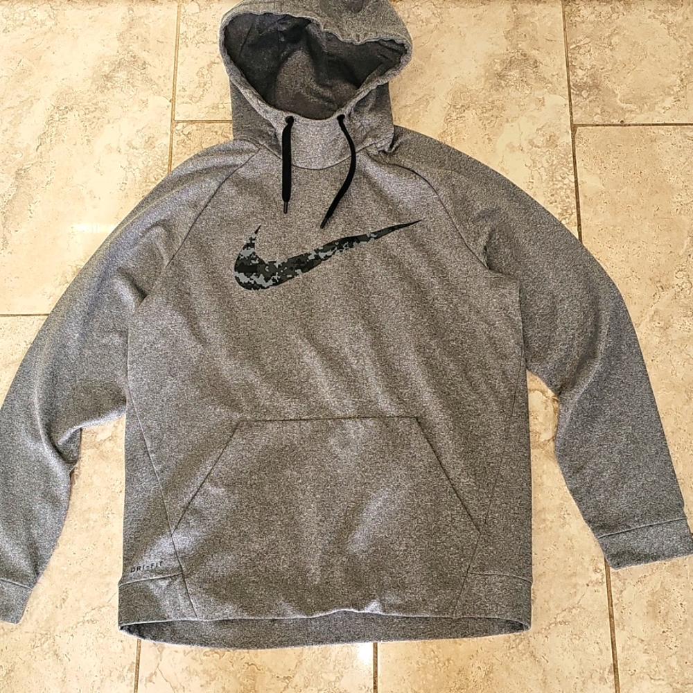 Men's Nike Dri-Fit Sweatshirt
